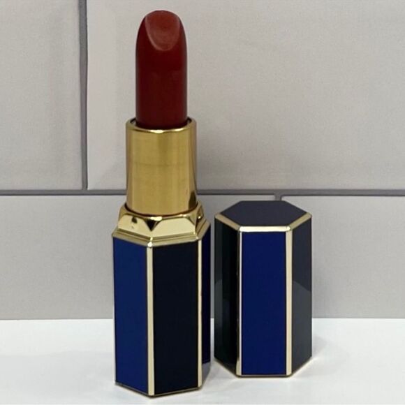 Dior 820 Intriguing Red Lipstick - Picture 1 of 1